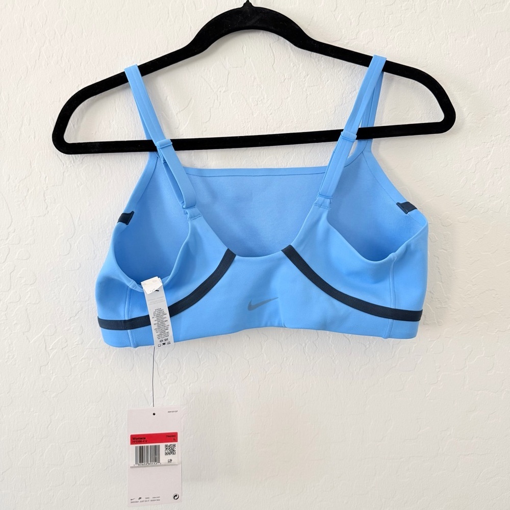 Nike Women's Light Blue Sports Bra - Picture 2 of 9